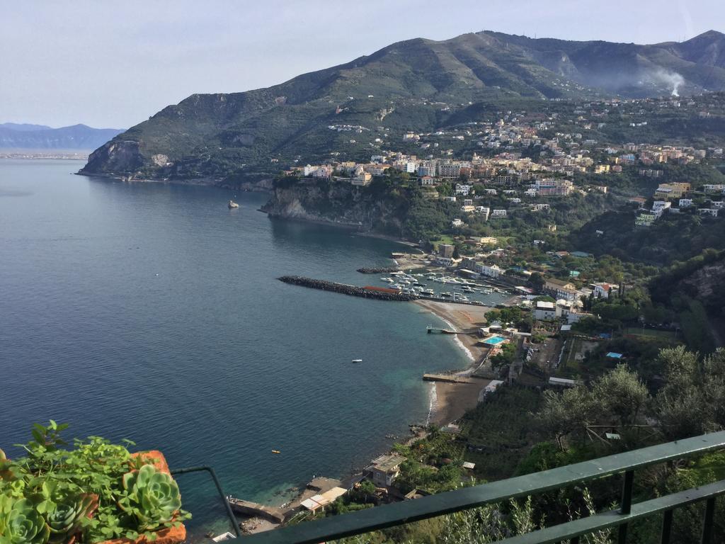 Villino Antonella Hotel Vico Equense Eksteriør billede